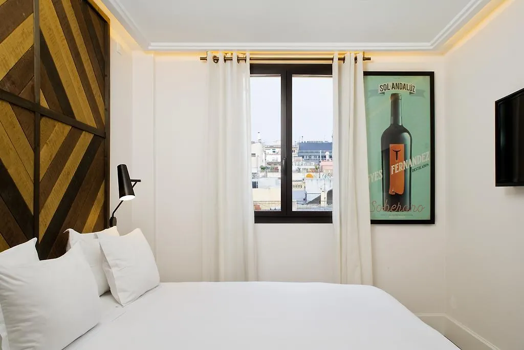 Hotel Praktik Vinoteca Barcelona 3*,