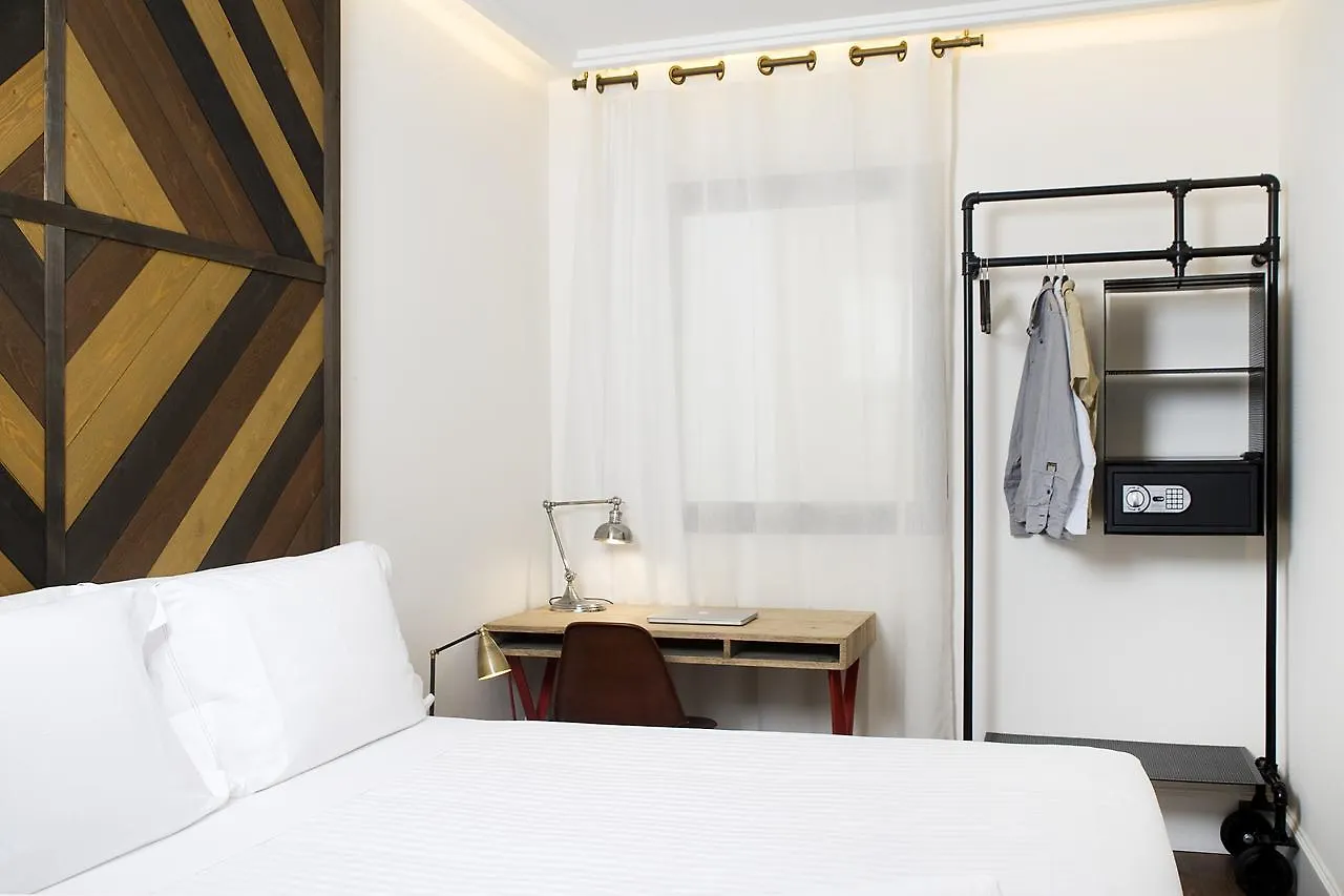 Praktik Vinoteca Hotel Barcelona Spain